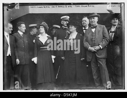John E. Sloane & Sec'y Frau Daniels & Frau, Thos. Edison & Frau (LOC) Stockfoto