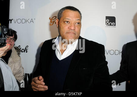 3. April 2013. Toronto, Kanada. Schauspieler Laurence Fishburne kommt bei THE COLONY Weltpremiere am Scotiabank Theater in Toronto. (EXI/N8N) Stockfoto