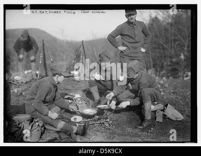 N.y. Nat. Guard, 21.02.15 - Lager Kochen (LOC) Stockfoto