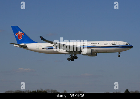 CHINA SOUTHERN AIRLINES AIRBUS A330 Stockfoto