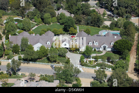 Luftaufnahme von Jennifer Lopez und Marc Anthony Haus in Los Angeles. Los Angeles Californa - 26.04.2011 Stockfoto