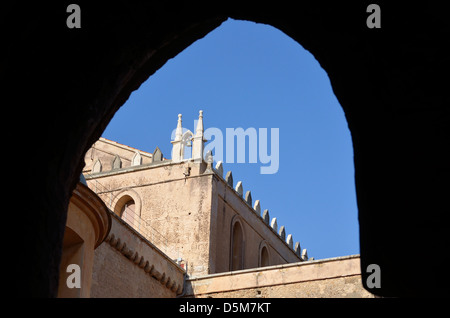 Fassade der Kathedrale von Monreale, Monreale, Sizilien, Italien. Stockfoto