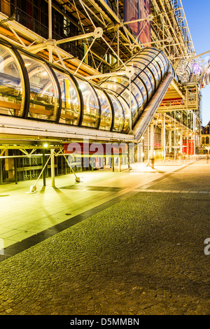 Georges Pompidou Center (Centre Georges Pompidou) at evening. Stockfoto