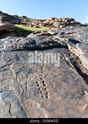 Prähistorische Felszeichnungen in Oukaimeden Skigebiet im hohen Atlas-Gebirge in Marokko Stockfoto