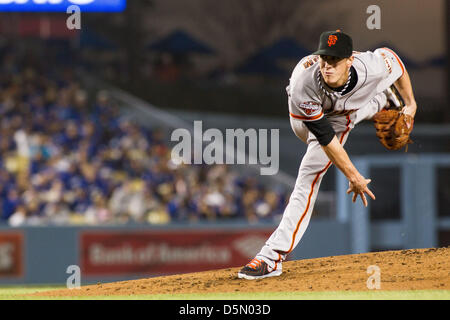 03.04.2013., California, USA.  San Francisco Giants starten Krug Tim Lincecum (55) liefert während der Major League Baseball Spiel zwischen den Los Angeles Dodgers und den San Francisco Giants im Dodger Stadium in Los Angels, CA. Die Riesen besiegt die Dodgers 5-3. Stockfoto