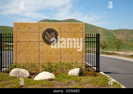 Eingang zum Friedhof in Bakersfield nationalen Veteran Kalifornien, 2013. Stockfoto