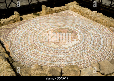 Mosaik von Theseus tötet den Minotaurus, Haus von Thesius archäologischer Park, Paphos, Zypern Stockfoto