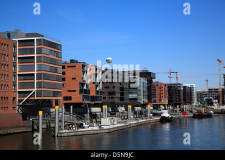 HafenCity, historische Schiffe am Sandtorkai, Hamburg, Deutschland Stockfoto