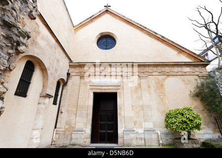 älteste griechisch-katholische Pfarrei Kirche Saint Julien le Pauvre in Paris Stockfoto