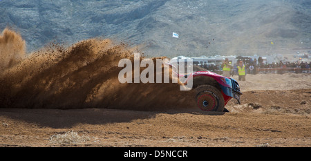 Jean, Nevada - The Mint 400 Off-Road-Auto-Rennen durch die Mojave-Wüste in der Nähe von Las Vegas. Stockfoto