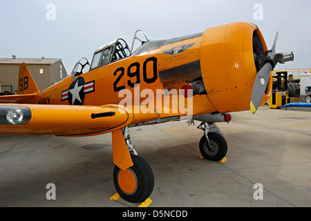 Nordamerikanische T-6 Texaner, Flughafen Camarillo, Kalifornien Stockfoto