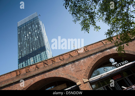 Ian Simpson Architekt entwarf Beetham Tower Windows am Deansgate Manchester nördlichen England UK Beetham Tower Stockfoto