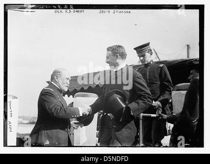 Gen F.D Grant; Sec'y Stimson (LOC) Stockfoto