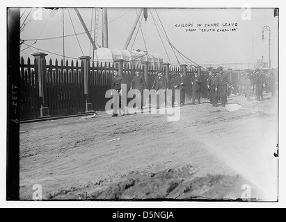 Matrosen auf Landgang von SOUTH CAROLINA (LOC) Stockfoto