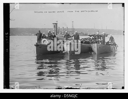 Matrosen auf Landgang von SOUTH CAROLINA (LOC) Stockfoto