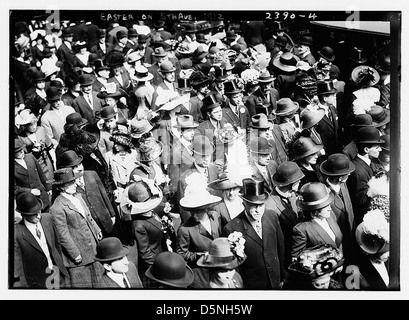 Ostern - 5th Ave. 1912 (LOC) Stockfoto