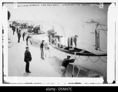 Holland Amerika Leben Boot Bohrer - Abisolieren der Boote (LOC) Stockfoto