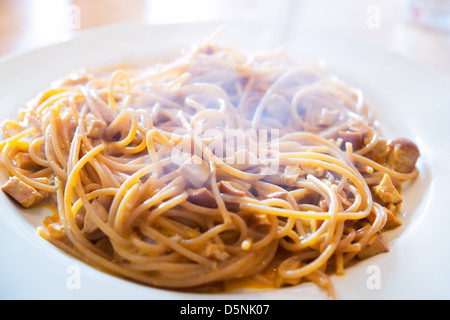 Spaghetti Alla Carbonara, eine klassische italienische Küche Stockfoto