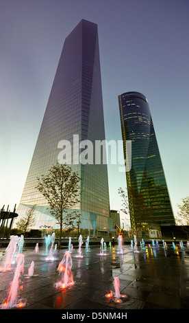 Cuatro Torres Business Area (CTBA), befindet sich entlang des Paseo De La Castellana. Madrid. Spanien Stockfoto