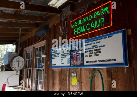 Highland Park Fish camp Skala, Zeichen und Menü Detail, in der Nähe von Deland, Florida Stockfoto