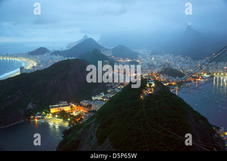 Rio De Janeiro bei Nacht Stockfoto