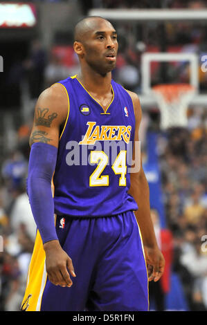 Los Angeles, Kalifornien, USA. 7. April 2013. Los Angeles Lakers shooting guard Kobe Bryant #24 in der ersten Hälfte des NBA-Basketball-Spiel zwischen den Los Angeles Lakers und der Los Angeles Clippers im Staples Center in Los Angeles, Kalifornien... Die Los Angeles Clippers besiegen die Los Angeles Lakers 109-95.Louis Lopez/CSM/Alamy Live News Stockfoto