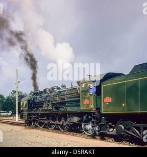 Historische Dampf Lok "Pacific PLM 231 K 8" von "Paimpol-Pontrieux" Zug Brittany France Stockfoto