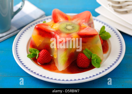 Obst-Jell-o mit Orangenblüte Geschmack.  Rezept zur Verfügung. Stockfoto