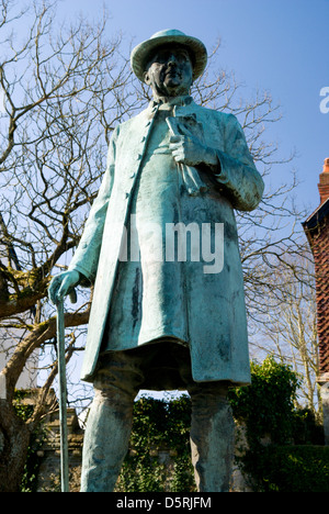 Statue von James Reis Buckley von William Goscombe John, Llandaff, Cardiff, Wales. Stockfoto