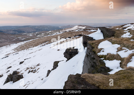 Blick nach Norden in Richtung Katzen Tor von Cheshires höchste Punkt der leuchtenden Tor, Peak District National Park Stockfoto