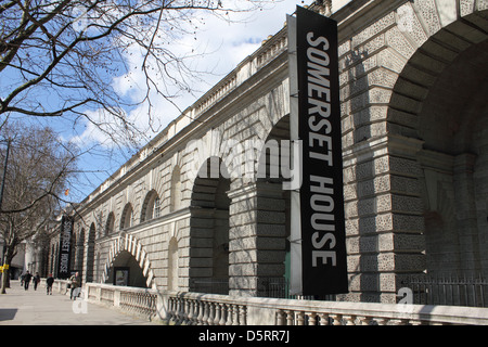 Somerset House auf der Böschung London, England, Vereinigtes Königreich. Stockfoto