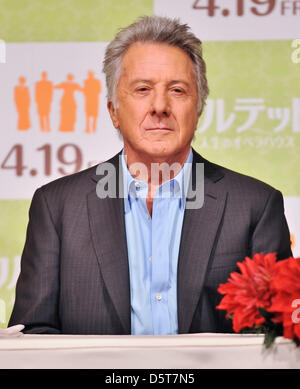 Tokyo. Japan. 9. April 2013. Dustin Hoffman, 9. April 2013: Tokio, Japan: Schauspieler Dustin Hoffman besucht die Pressekonferenz für den Film 'Quartett' in Tokio, Japan, am 9. April 2013. Der Film öffnet am 19. April in Japan. (Foto: AFLO/Alamy Live-Nachrichten) Stockfoto