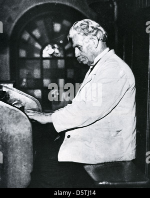 ALBERT SCHWEITZER (1875-1965) Deutsch-französischer Philosoph, medizinischer Missionar und organist Stockfoto