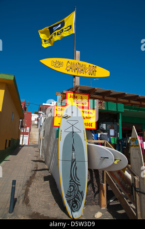 Surf Verleih Ausrüstung Speicher El Medano Stadt Teneriffa Insel der Kanarischen Inseln-Spanien-Europa Stockfoto