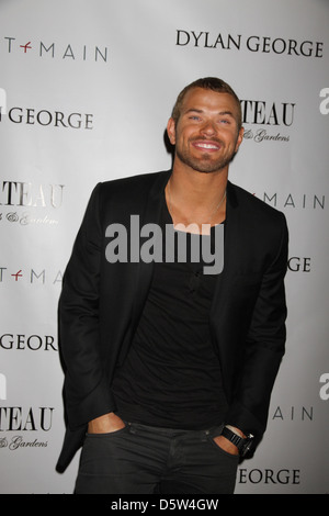 Kellan Lutz besuchen die Dylan George & Abt Main Herbst 2012 Kollektion ...