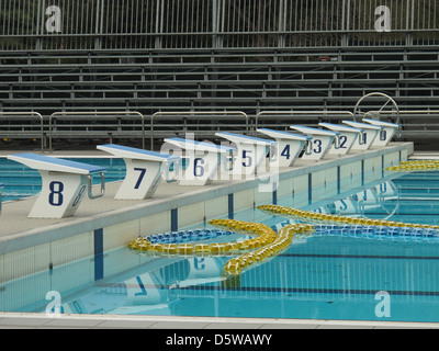 Olympia-Schwimmhalle im winter Stockfoto