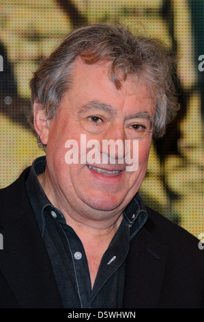 Terry Jones Michael Palin und Terry Jones melden Sie Kopien ihrer neuen DVD "Ripping Garne: The Complete Series in HMV Oxford Stockfoto