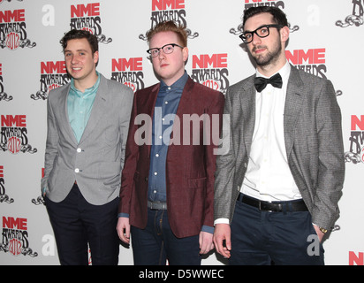 Sam Halliday; Alex Trimble; Kevin Baird von zwei Door Cinema Club die NME Awards 2012 statt, an der Brixton Akademie-Ankünfte Stockfoto