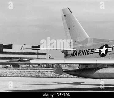 North American FJ-2 "Fury" von NATC auf der North American Aviation, Inc., Columbus, Ohio Pflanze. Stockfoto