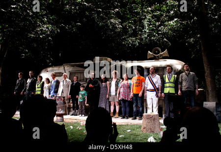 Markieren Sie Jay Sullivan, Barry Sloane, Sarah Moyle, Aimee-Ffion Edwards, Mackenzie Crook, Alan David, Molly Ranson, Mark Seite Stockfoto