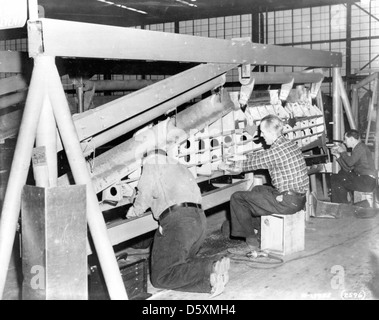 Die P-47B Thunderbolt, ein leistungsstarkes US-Kampfflugzeug, das während des Zweiten Weltkriegs eingesetzt wurde und für seine Langlebigkeit und Feuerkraft bekannt ist, 47 spielte eine Schlüsselrolle bei der Überlegenheit der Luft. Stockfoto