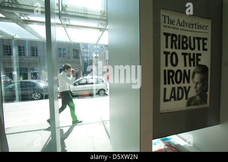 Adelaide, Australien. 10. April 2013. Der Advertiser Zeitung in Adelaide South Australia mit Hommagen an die ehemalige britische Premierministerin Margaret Thatcher, die am 8. April 2013 starb im Alter von 87. Bildnachweis: Amer Ghazzal / Alamy Live News Stockfoto