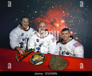 Die ursprüngliche 'Apollo 13' Crew. Von links nach rechts sind Commander, James A. Lovell, Befehl Modul Pilot, Thomas K. Mattingly und Lunar Module Pilot, Fred W. Haise links. Stockfoto