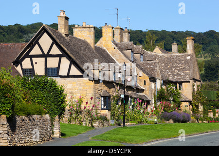 Traditionellen Cotswold cottages Stockfoto