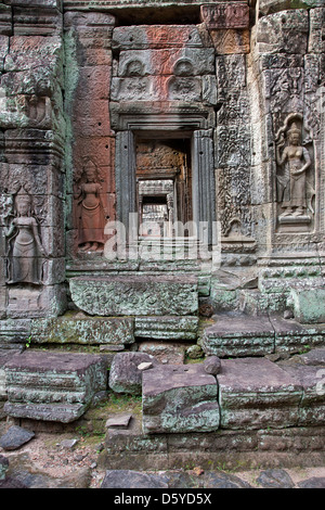 Apsaras (himmlische Tänzerinnen). Banteay Kdei Tempel. Angkor. Kambodscha Stockfoto