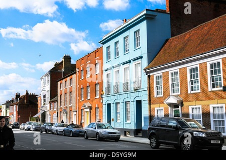 Denkmalgeschützte Gebäude in West Street, Chichester City Center, West Sussex, England, UK Stockfoto