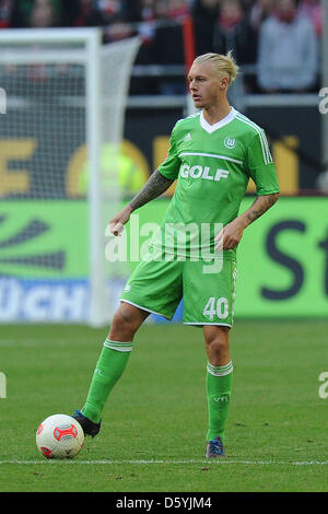 Simon Kjaer Vfl Wolfsburg Deutsche Bundesliga Spiel Borussia Dortmund Gegen Vfl Wolfsburg Stockfotografie Alamy