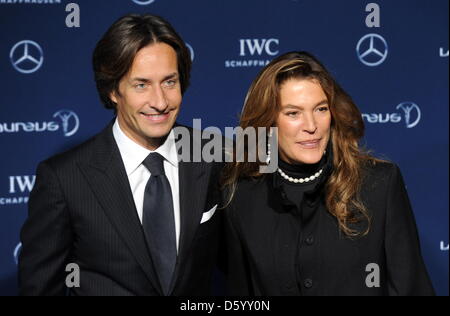 Karl-Heinz Grasser, Fernsehumsetzer Österreichischer Finanzminister Und Seine Frau Fiona Swarovski Kommen bin 05.11.2012 in Kitzbühel in Österreich Zur Verleihung des Laureus Medien Preis 2012. Der Laureus Medien Preis Wird Für Journalistische Beiträge, Initiativen Und Personen, sterben Ein streetcastern Landeserziehungsgeld Engagement Im Sport Gezeigt Haben, hieß. Foto: Tobias Hase/dpa Stockfoto