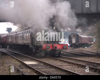 Sattel Tank Dampf Lok nahenden Sheringham von Weybourne, North Norfolk Railway Spring Gala 2011 Stockfoto