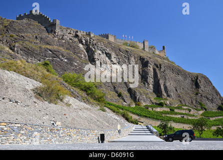 Die Burg Tourbillon (Château de Tourbillon) ist eine Burg in Sion des Kantons Wallis in der Schweiz. Stockfoto